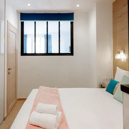 Apartment White Diamond Calme Rue Vaugelas Annecy
